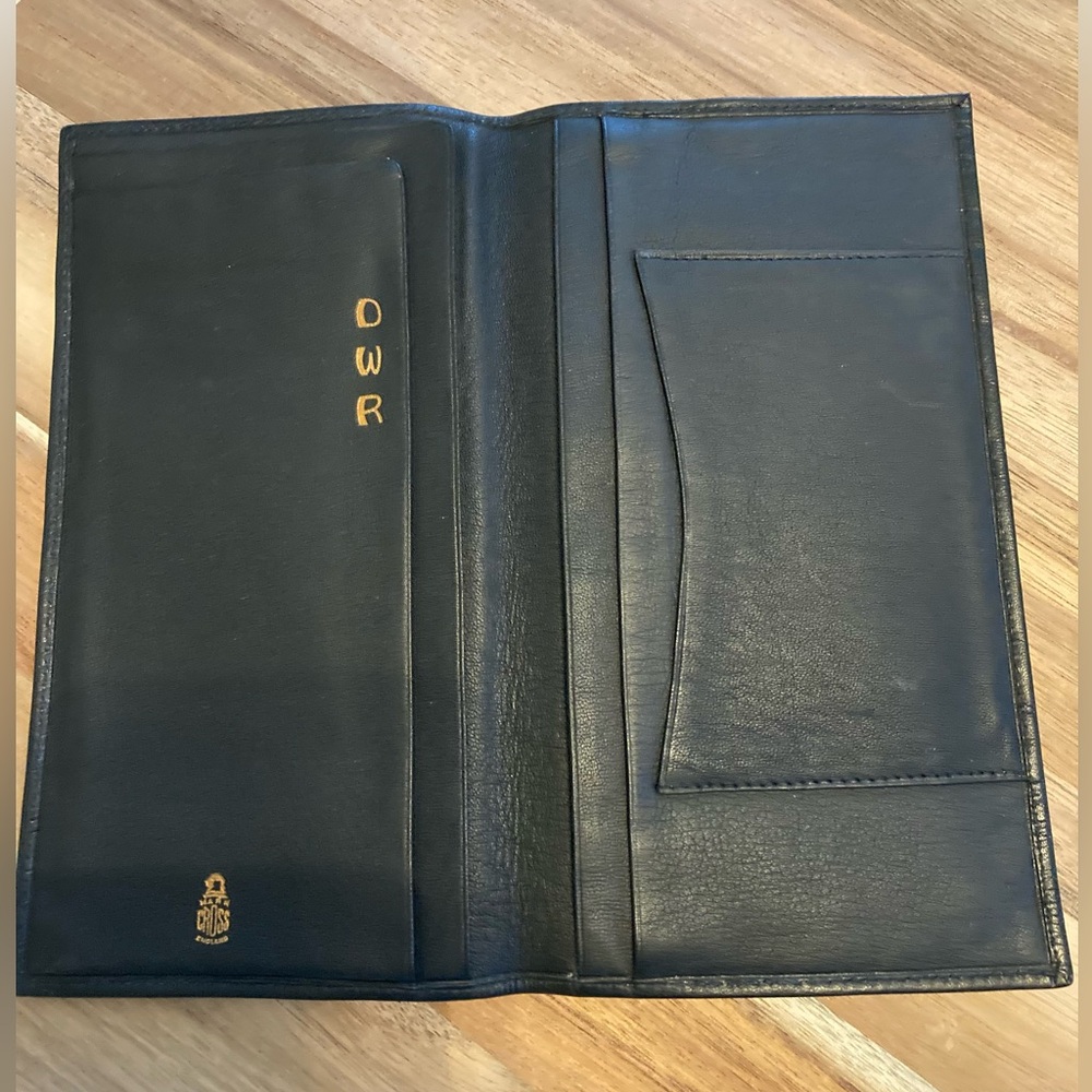 Mark Cross leather bifold breast pocket wallet, classic black - Picture 2 of 7